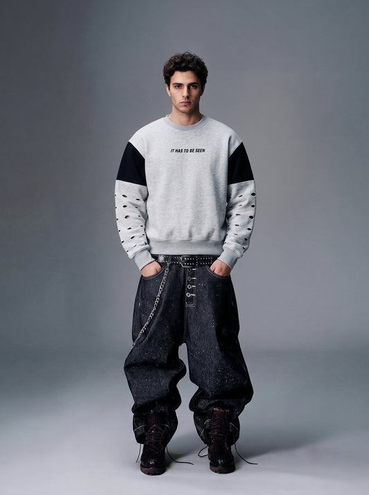 GREY CREWNECK SWEATSHIRT